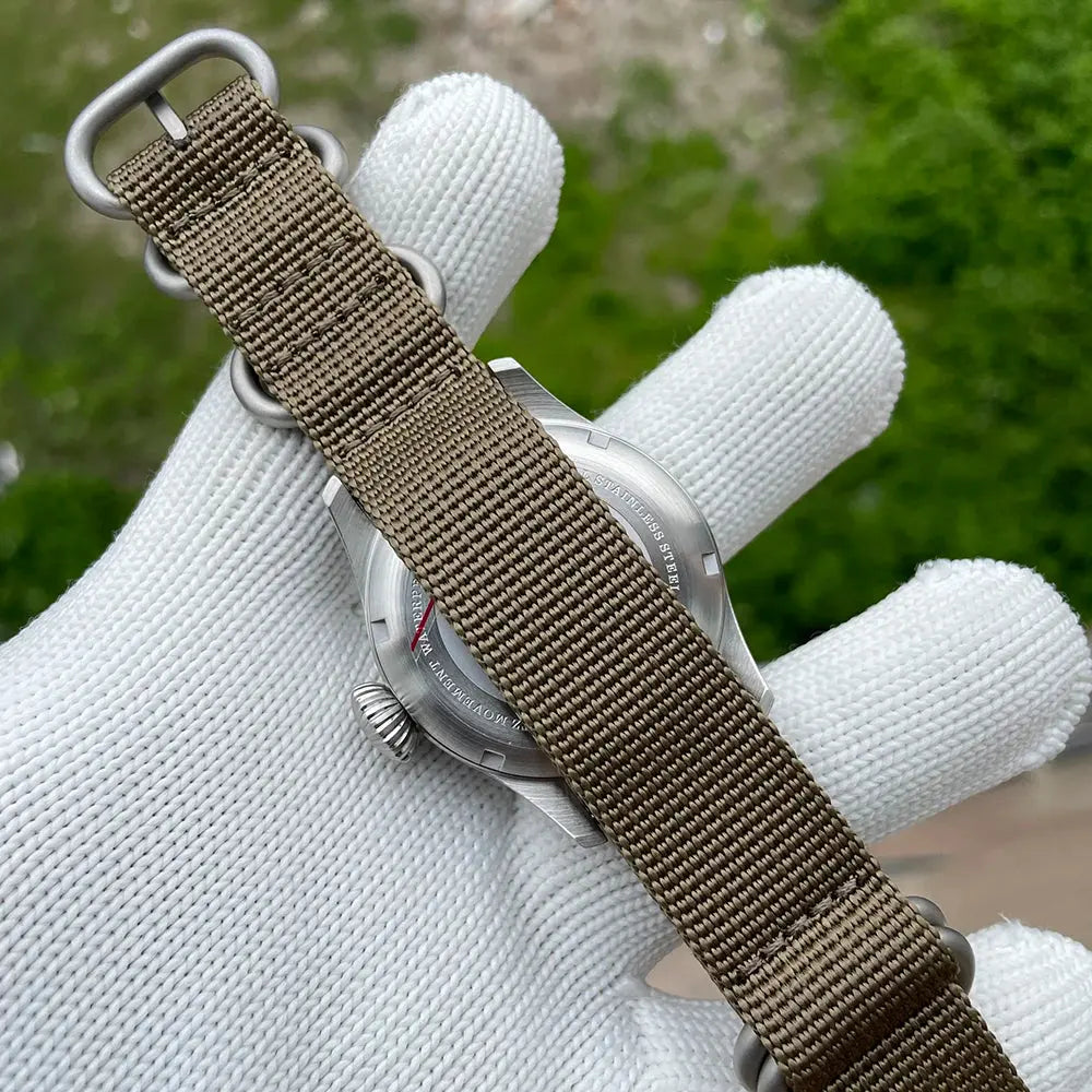 STEELFLIER Official SF746 Luxury Quartz Wristwatch Gola Watches