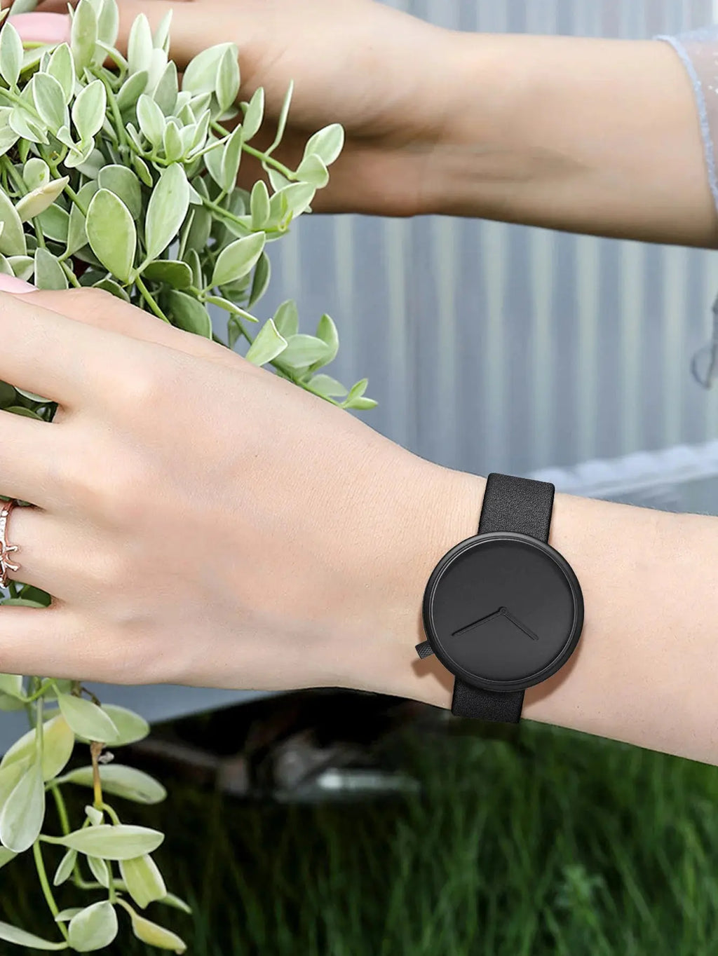 TOMI Women's Minimalist Style Leather Watch Gola Watches