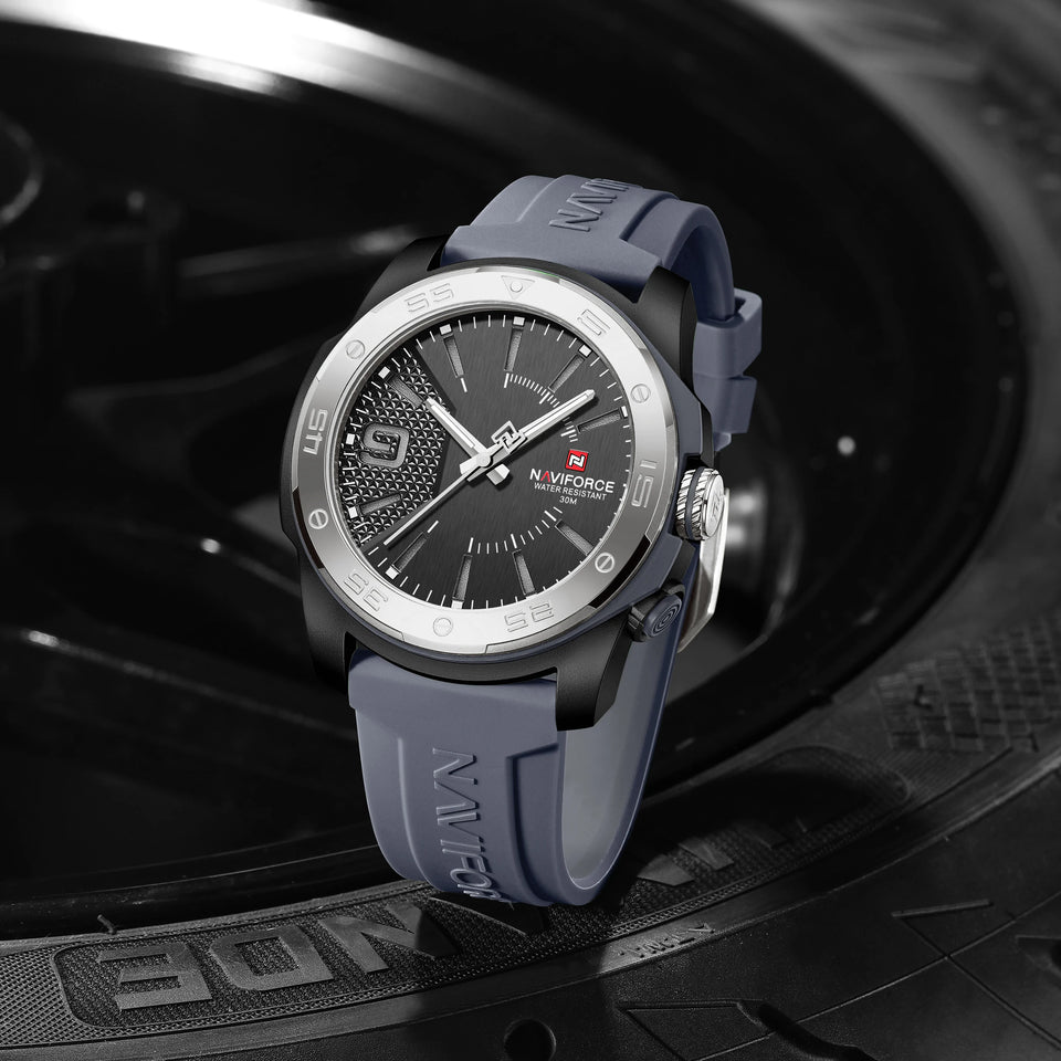 NAVIFORCE Luxury Man Watch Quartz Waterproof Luminous Date Chronograph Leather Men Wristwatch Military Sports Men's Watches